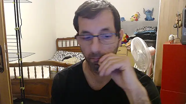 Snapshot of steph19x5 chatting on 17, 11, 2025 steph19x5 online show from 17, 11, 2025