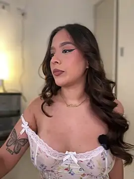 Snapshot of Little_Amber6 chatting on 8, 3, 2026 Little Amber6 online show from 8, 3, 2026