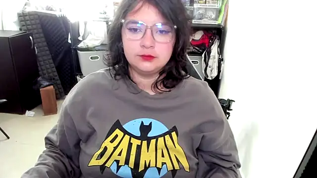 aika-dreams online show from 2, 11, 2025