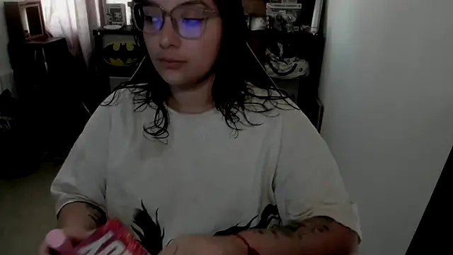 aika-dreams online show from 30, 4, 2026
