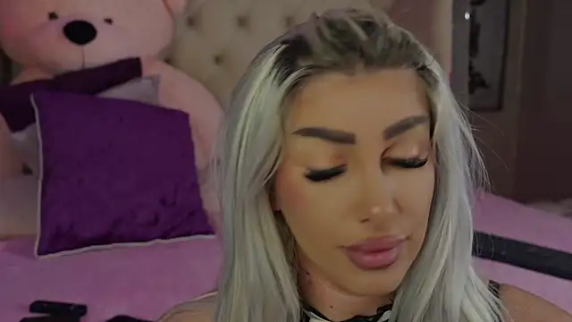Squirt Tanya online show from 29, 4, 2026