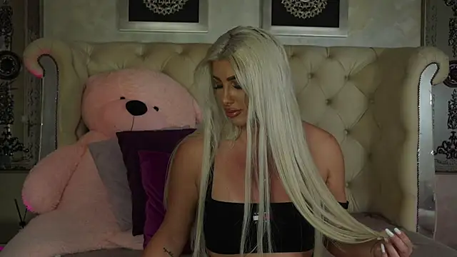 Squirt Tanya online show from 16, 6, 2026