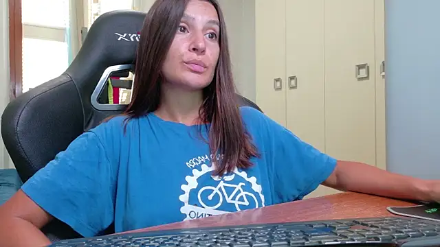 GodlyTheia online show from 17, 7, 2026