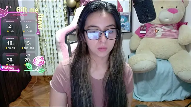 Maggie Fox3 online show from 29, 9, 2025