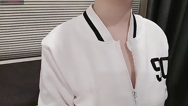 Snapshot of pelue chatting on 8, 2, 2026 pelue online show from 8, 2, 2026