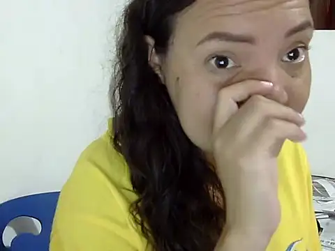 Snapshot of ElizabethMartinez chatting on 16, 9, 2025 ElizabethMartinez online show from 16, 9, 2025
