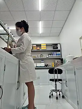 HinaLovely online show from 11, 3, 2026