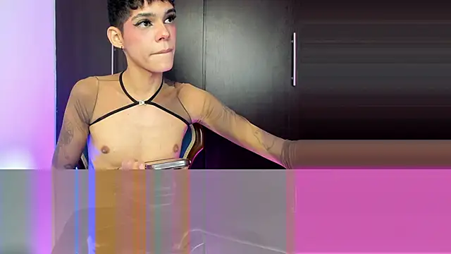 Snapshot of Varya_Ferreira chatting on 14, 11, 2025 Varya Ferreira online show from 14, 11, 2025