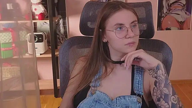  AnnaStark  online show from 5, 12, 2025