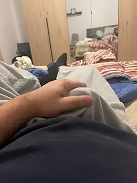 Snapshot of alex21017 chatting on 5, 2, 2025 alex21017 online show from 5, 2, 2025