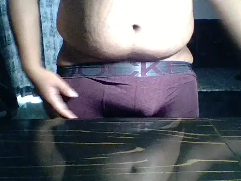 Wildguycums online show from 4, 11, 2025