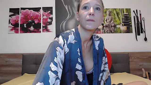 Naschkatze01 online show from 20, 10, 2025