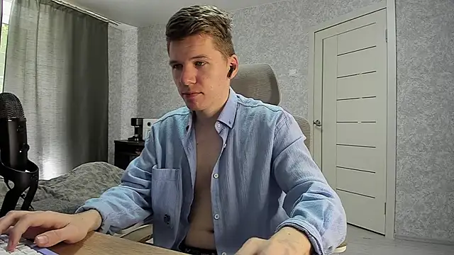 Bananas dick online show from 26, 5, 2026