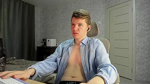Bananas dick online show from 19, 6, 2026