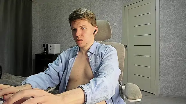 Bananas dick online show from 26, 6, 2026