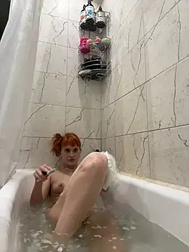 LindaRoyz online show from 6, 1, 2025