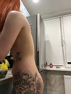 LindaRoyz online show from 19, 1, 2025