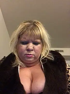 Snapshot of JemJensen30 chatting on 12, 12, 2024 JemJensen30 online show from 12, 12, 2024