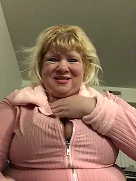 Snapshot of JemJensen30 chatting on 10, 2, 2025 JemJensen30 online show from 10, 2, 2025