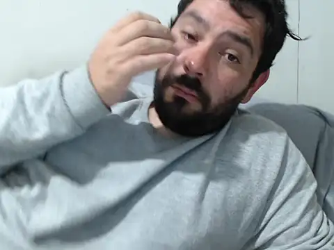 Snapshot of lucasprloco chatting on 18, 9, 2025 lucasprloco online show from 18, 9, 2025