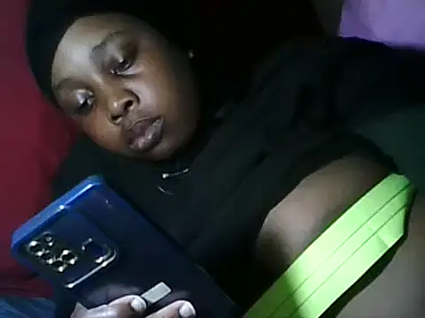 Snapshot of African_slut_goddess chatting on 28, 2, 2025 African slut goddess online show from 28, 2, 2025