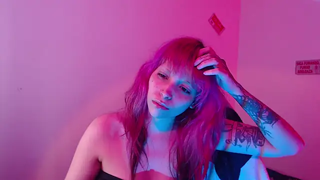 Snapshot of MaryJannes chatting on 29, 10, 2025 MaryJannes online show from 29, 10, 2025