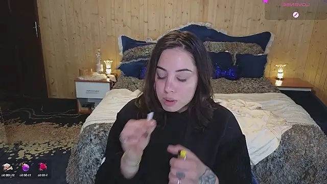 VanessaDoyle online show from 26, 1, 2025