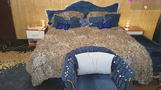 VanessaDoyle online show from 1, 2, 2025