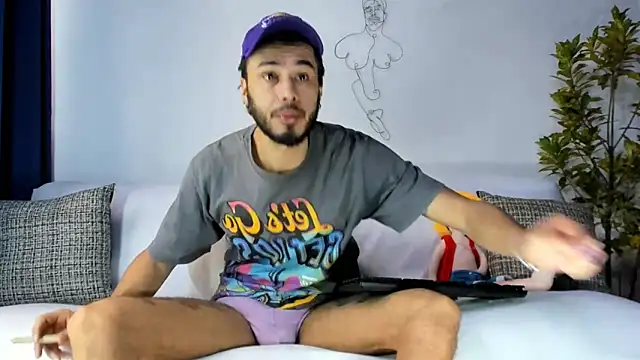 Snapshot of DERRYMASTER chatting on 10, 4, 2026 DERRYMASTER online show from 10, 4, 2026