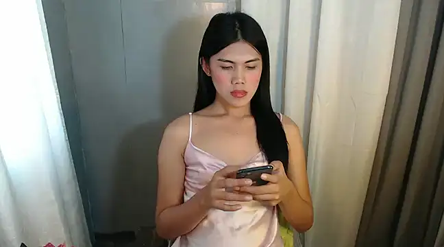 Delicate Savannah online show from 9, 12, 2024