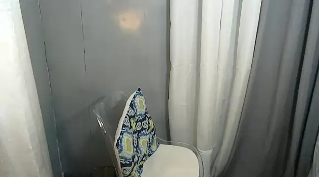 Delicate Savannah online show from 10, 12, 2024