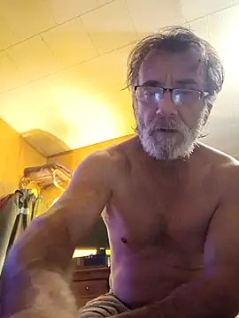 Snapshot of OralDesires2 chatting on 26, 11, 2025 OralDesires2 online show from 26, 11, 2025