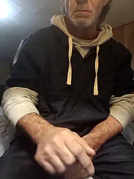 Snapshot of OralDesires2 chatting on 15, 12, 2025 OralDesires2 online show from 15, 12, 2025