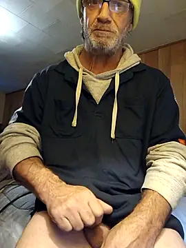 Snapshot of OralDesires2 chatting on 19, 12, 2025 OralDesires2 online show from 19, 12, 2025