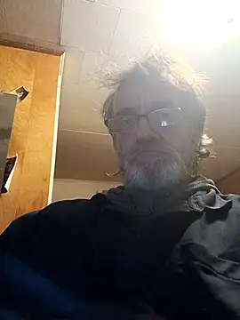 Snapshot of OralDesires2 chatting on 6, 1, 2026 OralDesires2 online show from 6, 1, 2026