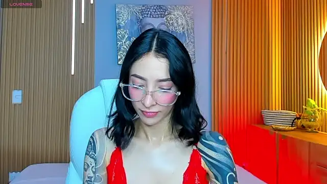 barbie scoth  online show from 30, 6, 2026