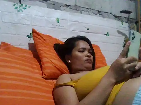 Snapshot of Silly_Girl21 chatting on 20, 12, 2025 Silly Girl21 online show from 20, 12, 2025