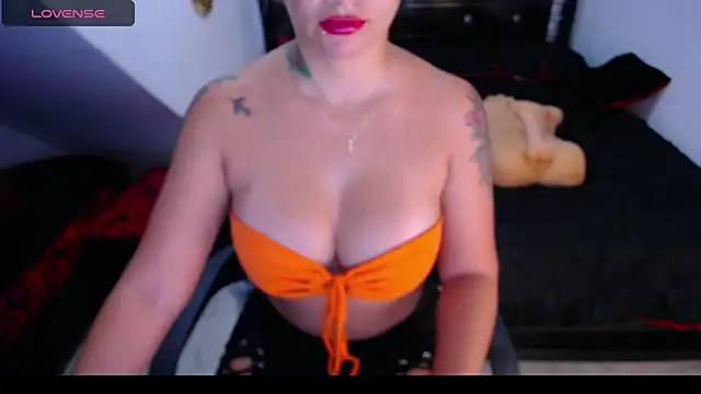 Snapshot of sara__stone1 chatting on 20, 12, 2024 sara stone1 online show from 20, 12, 2024