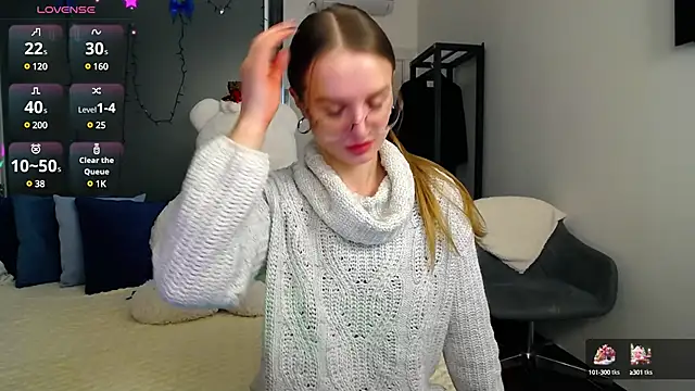 KateJonson online show from 17, 12, 2024