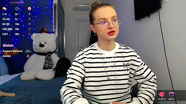 KateJonson online show from 12, 3, 2025