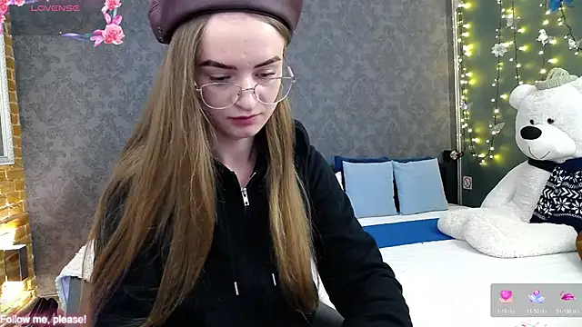 KateJonson online show from 12, 11, 2025