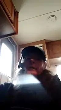 truckerlove69 online show from 4, 12, 2024