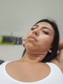  BunnyNaugthy online show from 9, 2, 2025