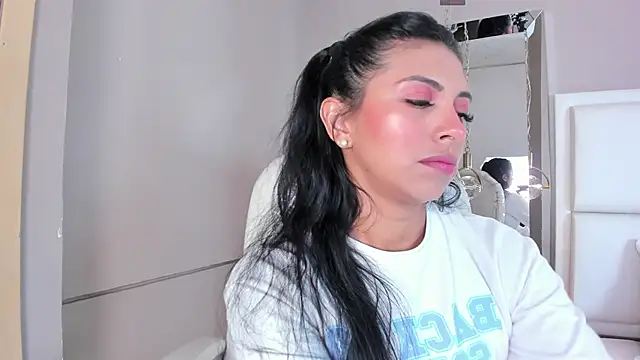  BunnyNaugthy online show from 19, 2, 2025