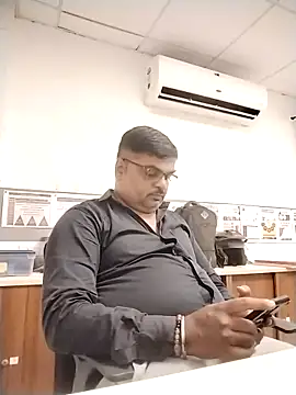 Desi Londa 143 online show from 20, 9, 2025