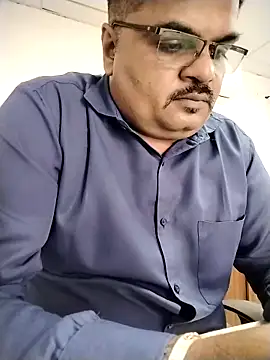 Desi Londa 143 online show from 5, 2, 2026