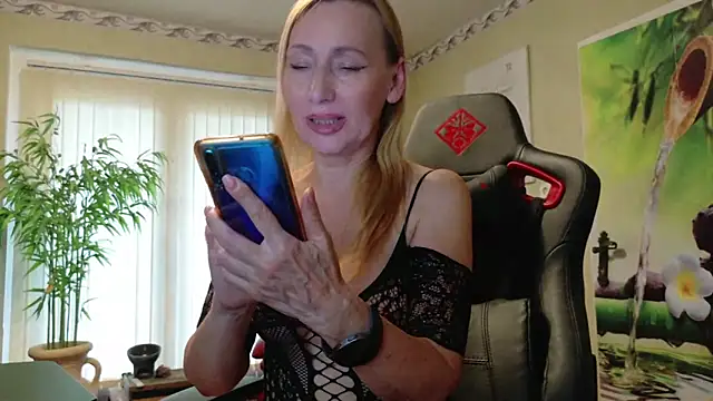 HotLana69 online show from 11, 5, 2026