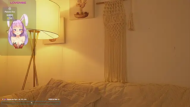 Snapshot of bunnycuteshy chatting on 6, 11, 2025 bunnycuteshy online show from 6, 11, 2025