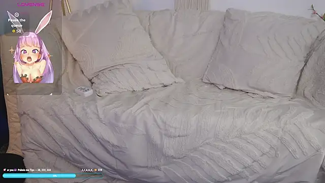 Snapshot of bunnycuteshy chatting on 1, 12, 2025 bunnycuteshy online show from 1, 12, 2025