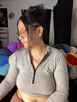 Snapshot of MsConejitaa chatting on 24, 12, 2024 MsConejitaa online show from 24, 12, 2024